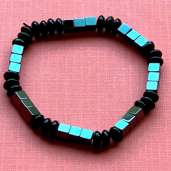 Hemalyke Bracelet - Picture 2 of 2